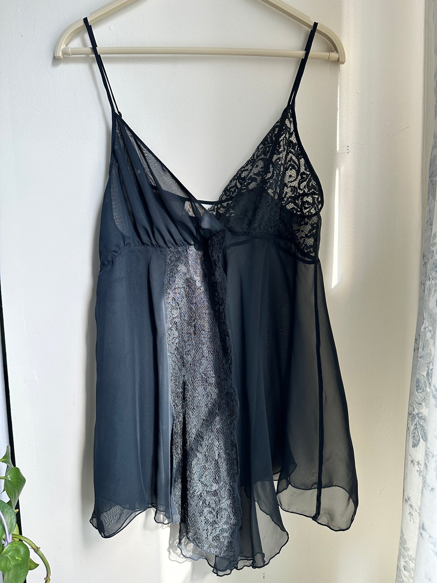 Vintage Black Lace Sheer Top - M