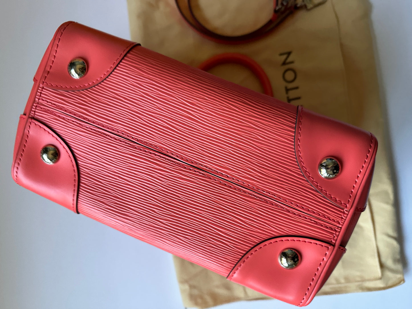Louis Vuitton Epi Leather Phenix PM Bag