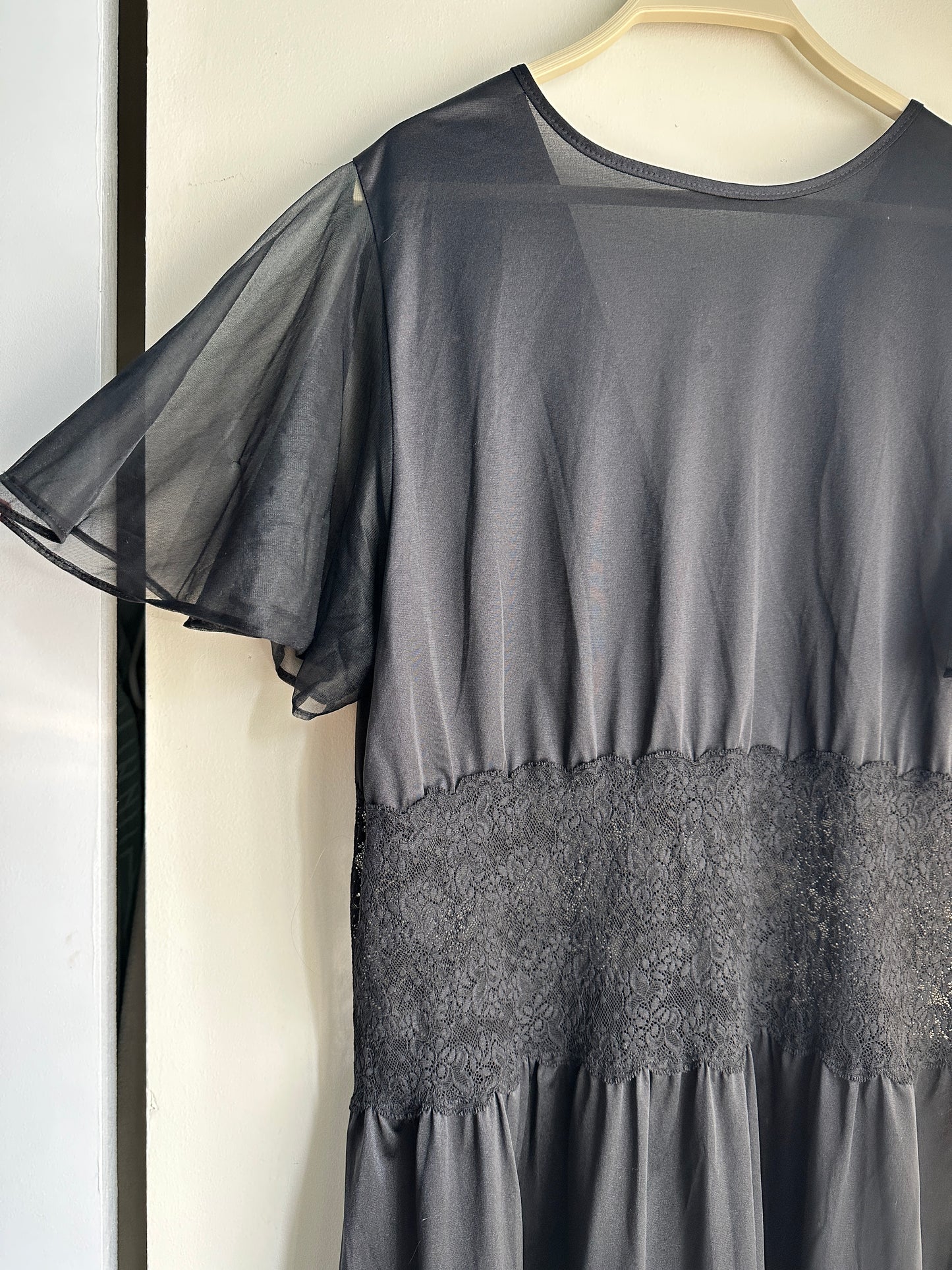 Vintage Black Lace Flutter Sleeve Maxi - L/XL
