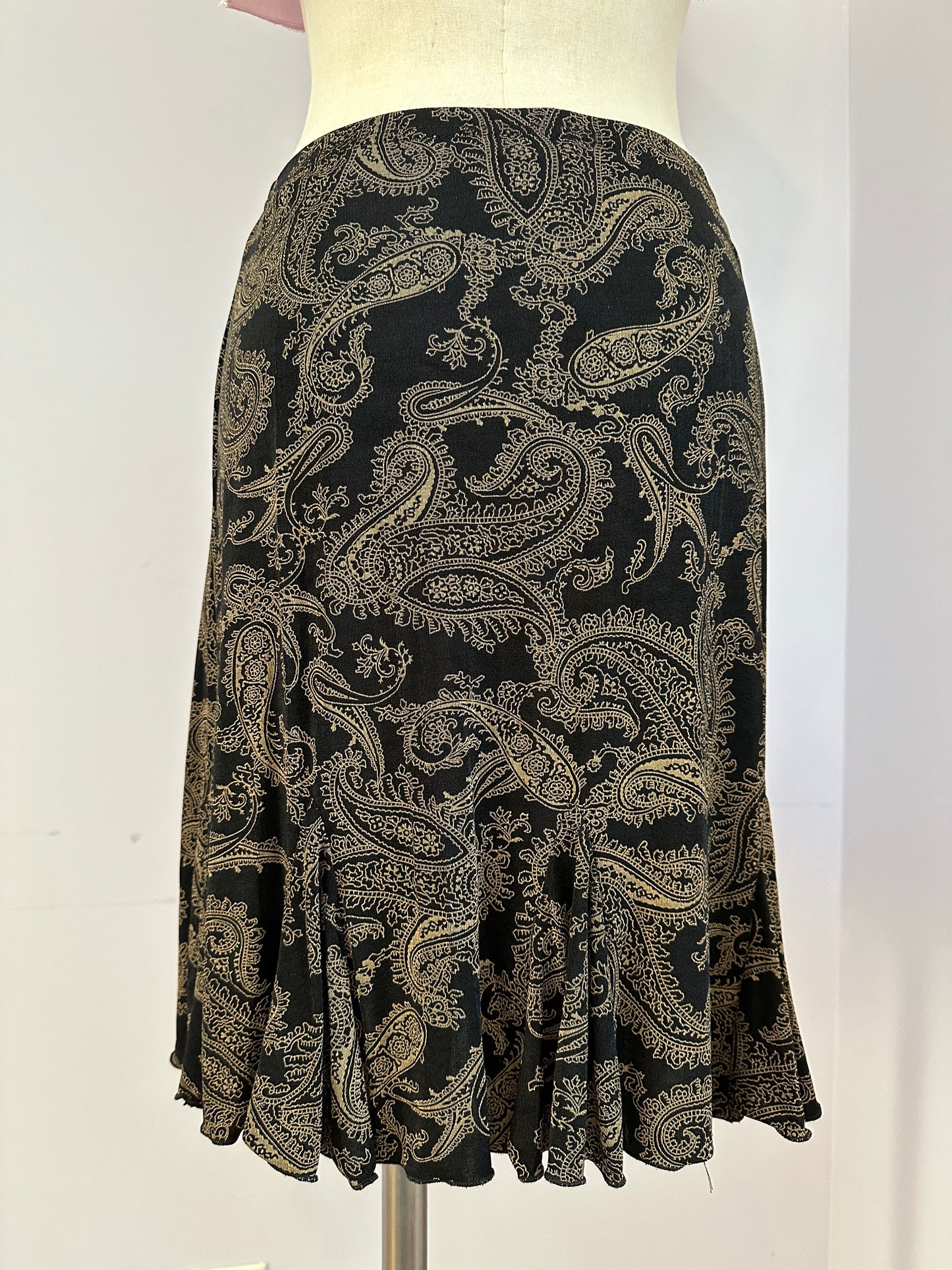 Black Paisley Ruffle Skirt sz. M