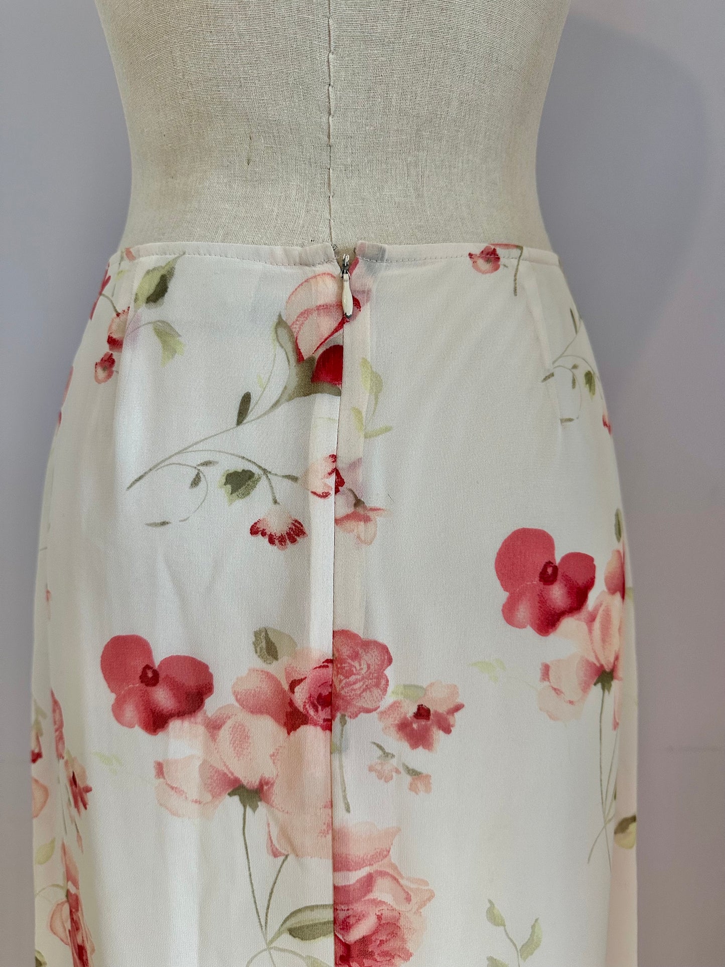 90's Pink Floral Flowy Maxi Skirt sz. M