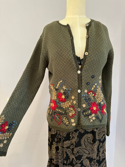 Green Knit Embroidered Granny Sweater Cardigan sz. M
