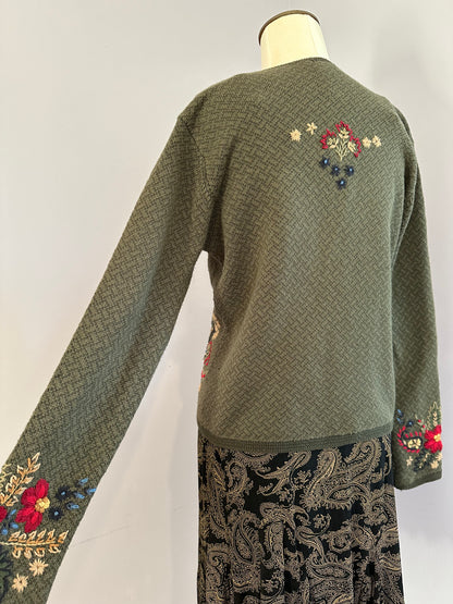 Green Knit Embroidered Granny Sweater Cardigan sz. M